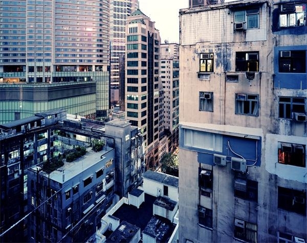 看看真實的香港到底啥樣子 街拍照片帶你看清楚