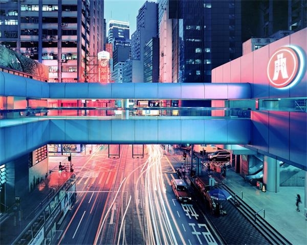 看看真實的香港到底啥樣子 街拍照片帶你看清楚