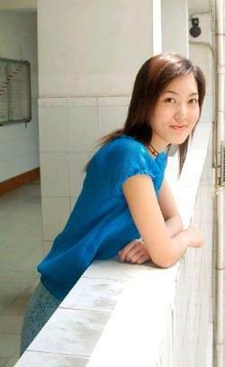 謊言二：我們有各種贈送 “這些是我們贈送的”，“這個面積是免費贈送的”等等，購房者在買房時，售樓小姐會以種種優惠，包括贈送豪華裝修、贈送全套家電等所謂的回報顧客時，或者說水電煤氣等各種開口費全免，有些購房者為貪圖小利，卻不曾分辨真假而盲目買入而導致受騙。