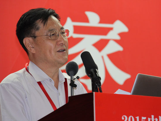 “2015中國未來經濟論壇”於6月25日在北京召開。上圖為國際歐亞科學院院士、中國科技體制改革研究會會長張景安。(圖片：新浪財經 梁斌 攝)