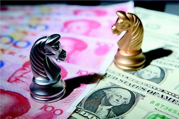 人行連續2日放貶人民幣近3.6%，但分析師認為貶幅將達10%