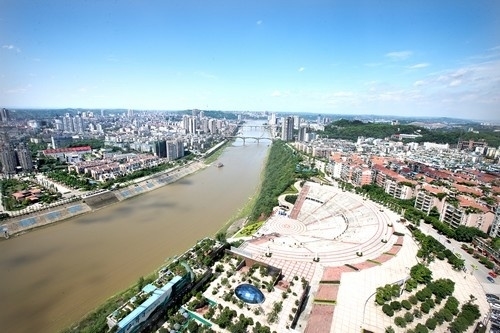 瀘州，跌幅7.8%。