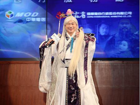 中華電北區分公司吳明德副總扮演素還真。(照片：中華電提供)