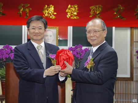 图片说明