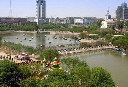 牛刀:2014年中國房價泡沫破滅 成都房價跌至4000不買是傻瓜