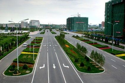 牛刀:2014年中國房價泡沫破滅 成都房價跌至4000不買是傻瓜