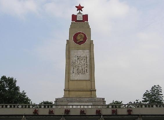 以華中地區中心、中部地區龍頭自居。