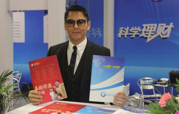 莫少聰在展位現場