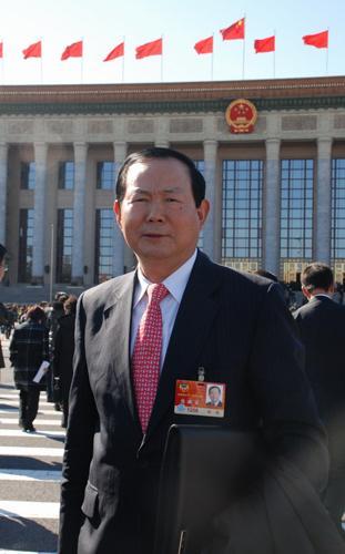 全國政協委員、中國人壽原董事長楊超