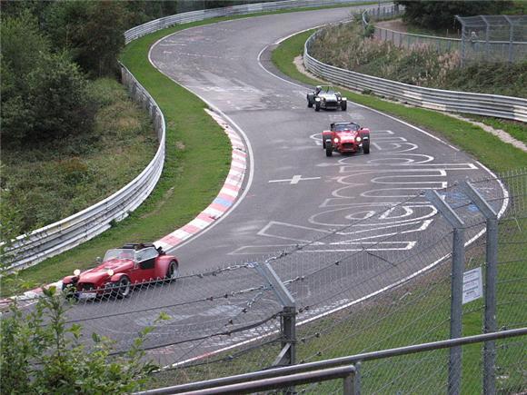 賽車勝地，又名綠色地獄的紐伯林賽道
