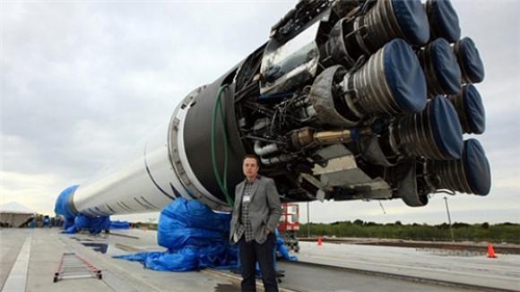 Musk與Falcon Heavy