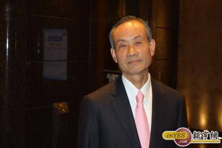 趙藤雄