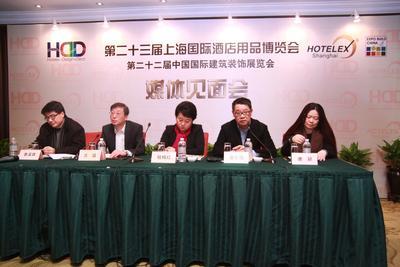 3 HOTELEX新聞發佈會：項目總監魯孟雄、上海旅遊局綜合處處長沈超、上海旅遊局副局長程梅紅、上海博華總經理章學強、項目經理唐穎