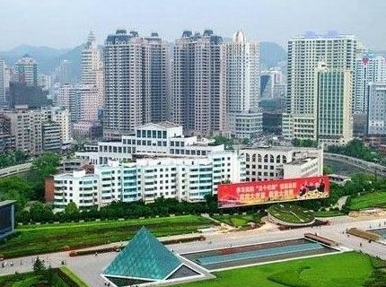 18.貴陽 樣本平均價格（元/平方米）：4712