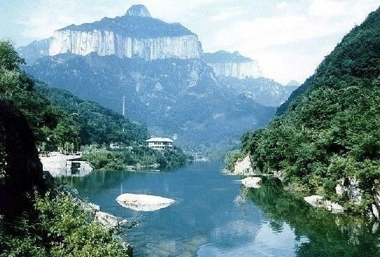 1.新鄉樣本平均價格（元/平方米）：3212