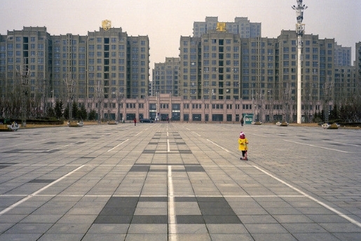 中國小城的樓市寒冬：外媒再發“空城”、“鬼城”圖片