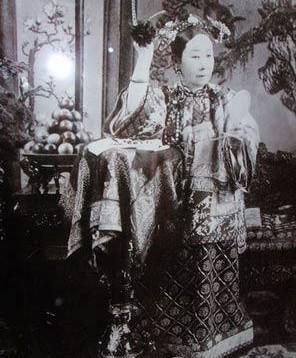 慈禧在儲秀宮最有女人味兒的十年生活