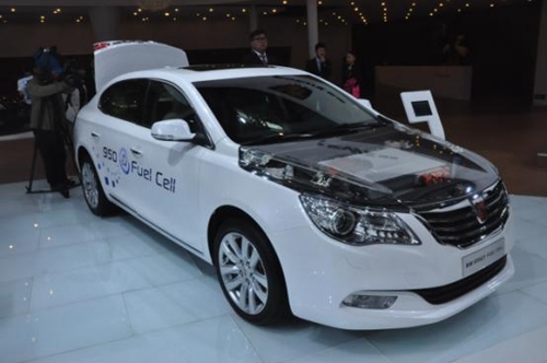 榮威950燃料電池轎車