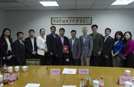 雙方代表合影留念