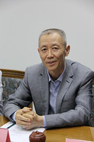 中國金融教育發展基金會副理事長賀增強主持捐贈儀式