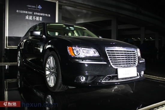 進口克萊斯勒300c 3.0l首發