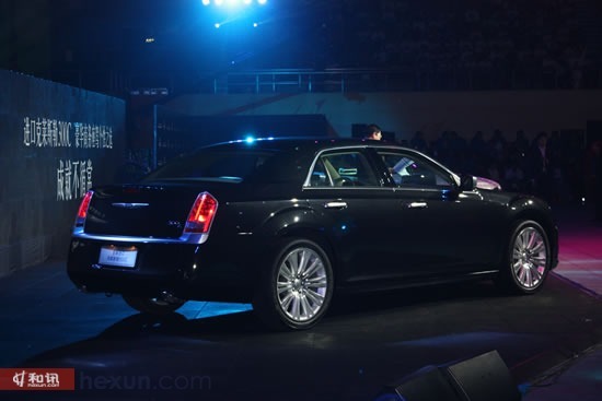 進口克萊斯勒300c 3.0l首發