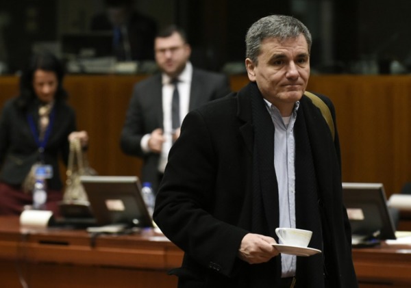 與會的希臘財長 Euclid Tsakalotos (圖:AFP)