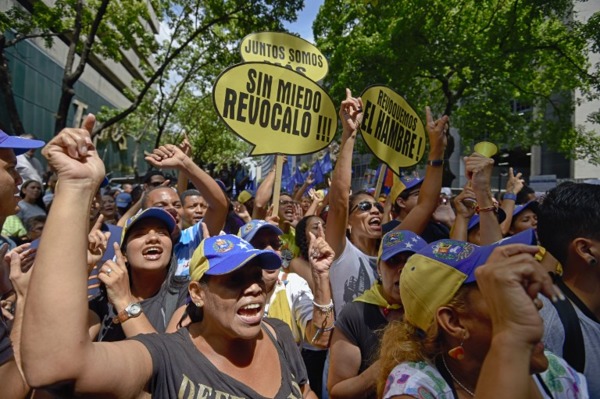委內瑞拉民眾抗議政府。(來源：AFP)