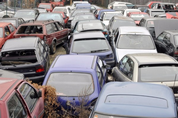 美國 5 月汽車銷量下跌 6% ，超過市場預期。 (圖:AFP)