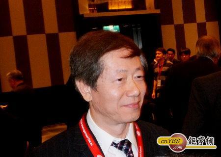 台積電共同執行長劉德音今天對供應鏈夥伴發表談話並頒獎。(鉅亨網記者尹慧中攝)