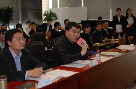 清華大學公共管理學院教授張嚴冰