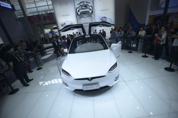 Tesla Model X (圖:AFP)