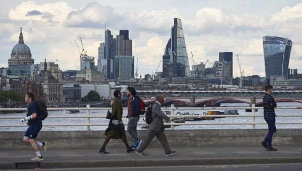 英國房市陷入急凍(圖:AFP)