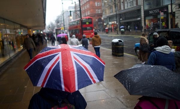 研究顯示英國經濟 Q3 將呈現萎縮。 (圖:AFP)