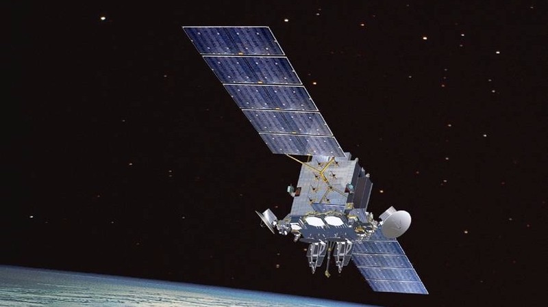 衛星是目前最尖端的通訊方式      (圖取自維基百科)