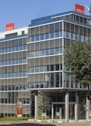 藝珂Q4淨利下滑5.7%至1.33億歐元 優於預期    (圖取自維基百科)