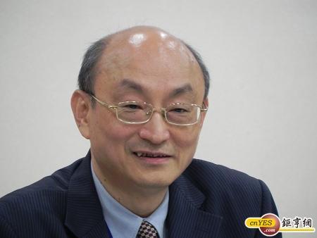 新鼎系統董事長易惠南