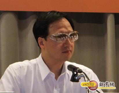 內政部部長江宜樺今日再度抱病出席記者會，並於會中說明當局對於地政三法、住宅法等的修改施行原則。(鉅亨網記者尹慧中攝)