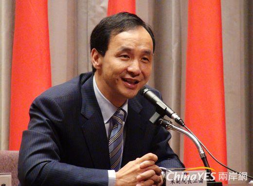 行政院副院長朱立倫上午在行政院會後，召開請辭記者會。(兩岸網記者王定傳攝)