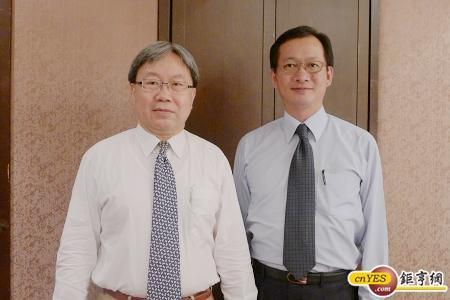 辛耘董事長謝宏亮(左)、總經理許明棋(右)
