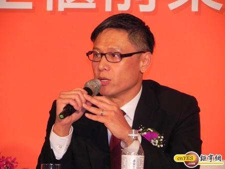 瓦城董事長徐承義