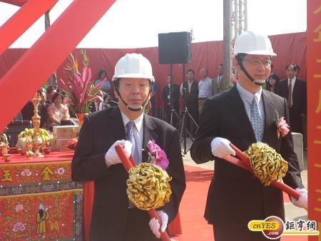 達能科技董事長趙元山、桃園縣長吳志揚 