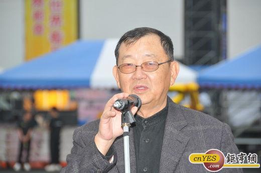 邱復生 