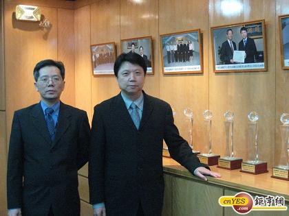 鴻碩精密電工董事長張利榮、總經理魯憶萱 