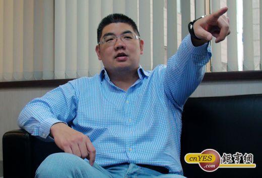 悠遊卡公司董事長連勝文接受鉅亨網專訪，暢談悠遊卡公司未來發展。(鉅亨網記者王定傳攝)
