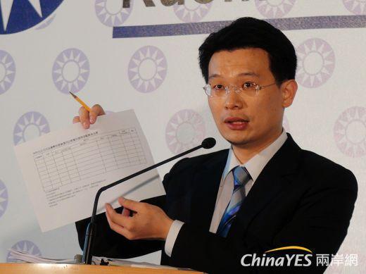 國民黨文傳會主委蘇俊賓今天表示，五都市長選舉一定會開誠布公，完整向社會報告以昭公信，絕不可能有任何的黑箱作業。(兩岸網記者王定傳攝)