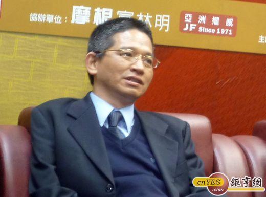 侯明甫