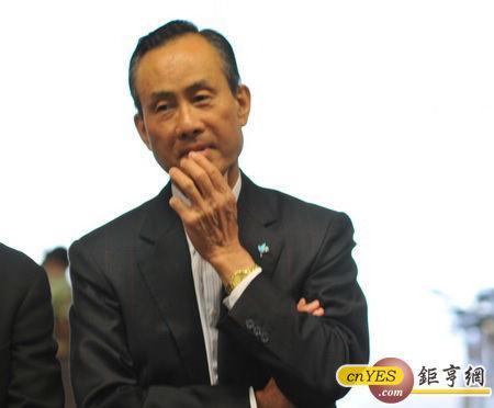 趙藤雄