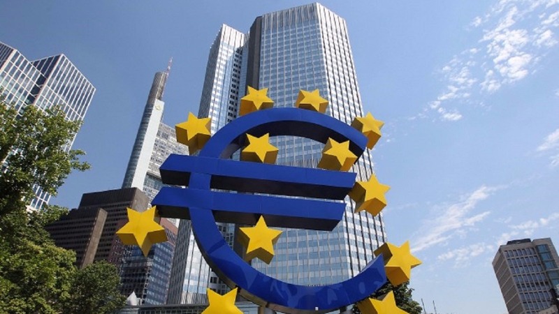 兩位ECB官員認為，應該要持續採取超寬鬆政策。 (圖片來源：AFP)