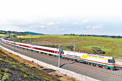 去年10月，由中企建設、連接埃塞俄比亞和吉布提兩國首都的亞吉鐵路通車。  圖片來源：香港文匯報